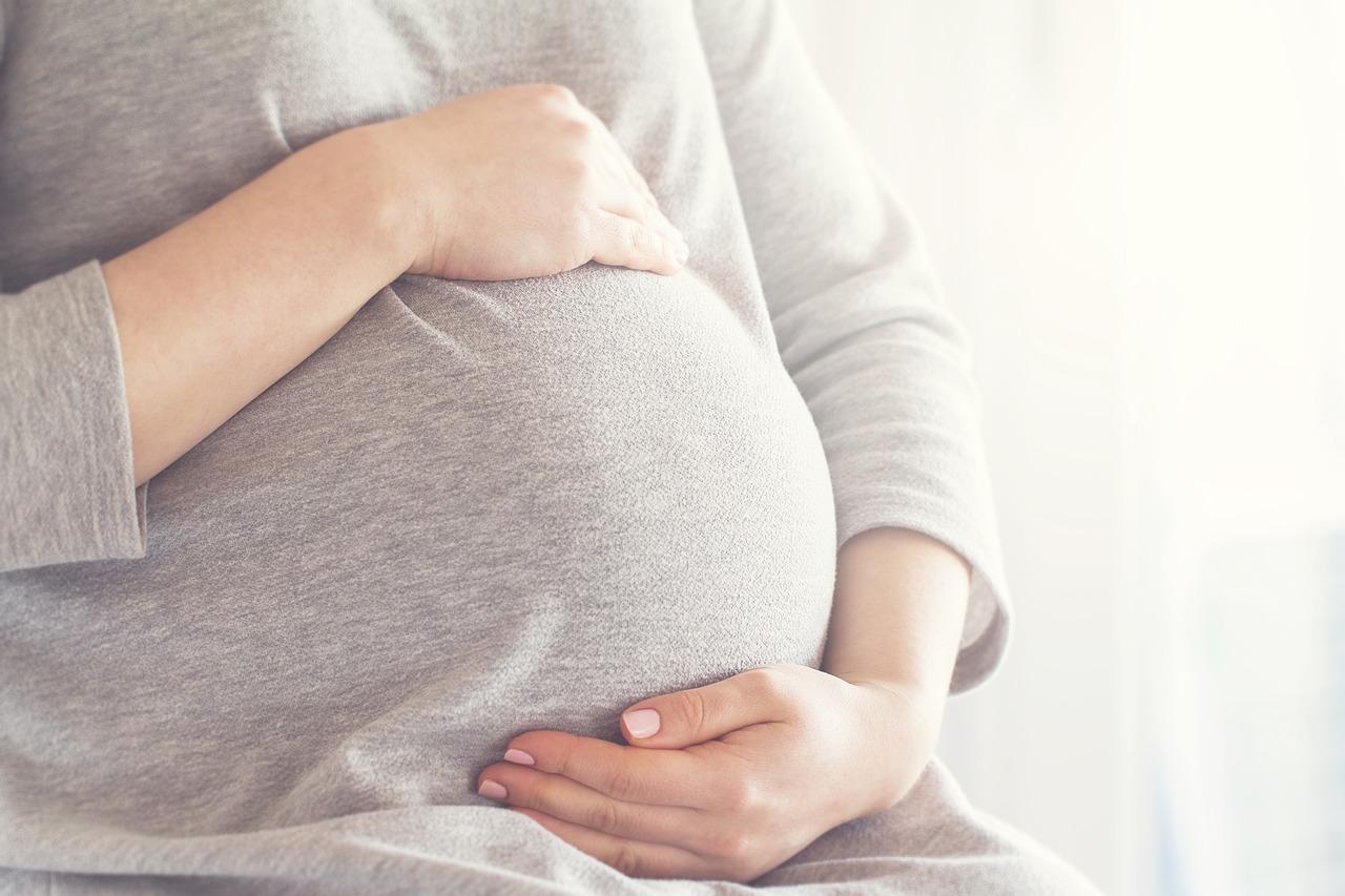 picture of a pregnant belly